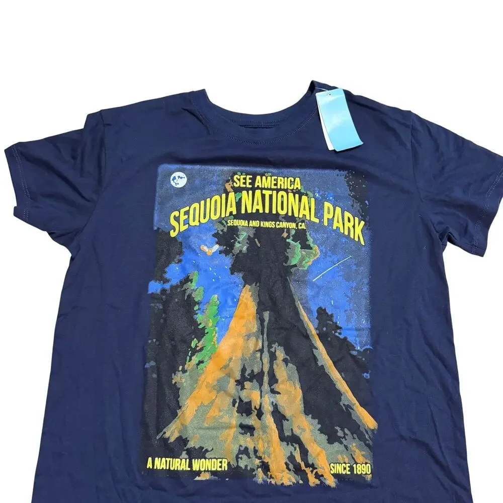 Sequoia National Park Women's Navy Short Sleeve T-Shirt - Size Medium - NWT